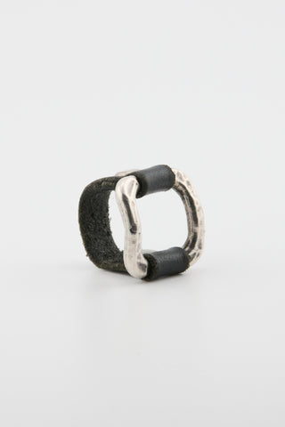 The Noir Ring