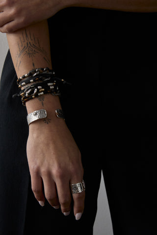 The Textura Cuff